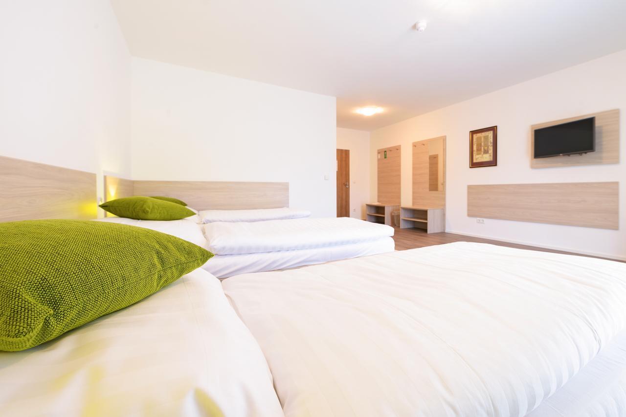 Hotel Anna Hilden Esterno foto